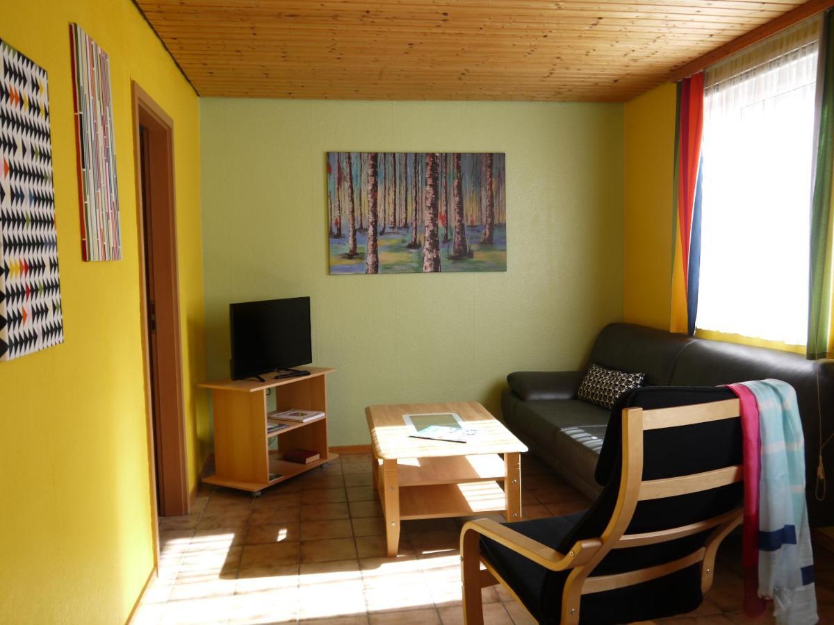 Ferienwohnungen Am Campingplatz Trendelburg Esterno foto
