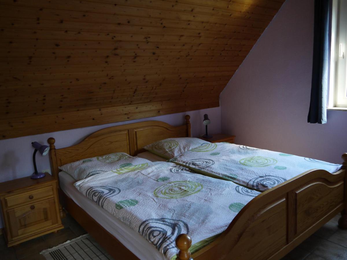 Ferienwohnungen Am Campingplatz Trendelburg Esterno foto