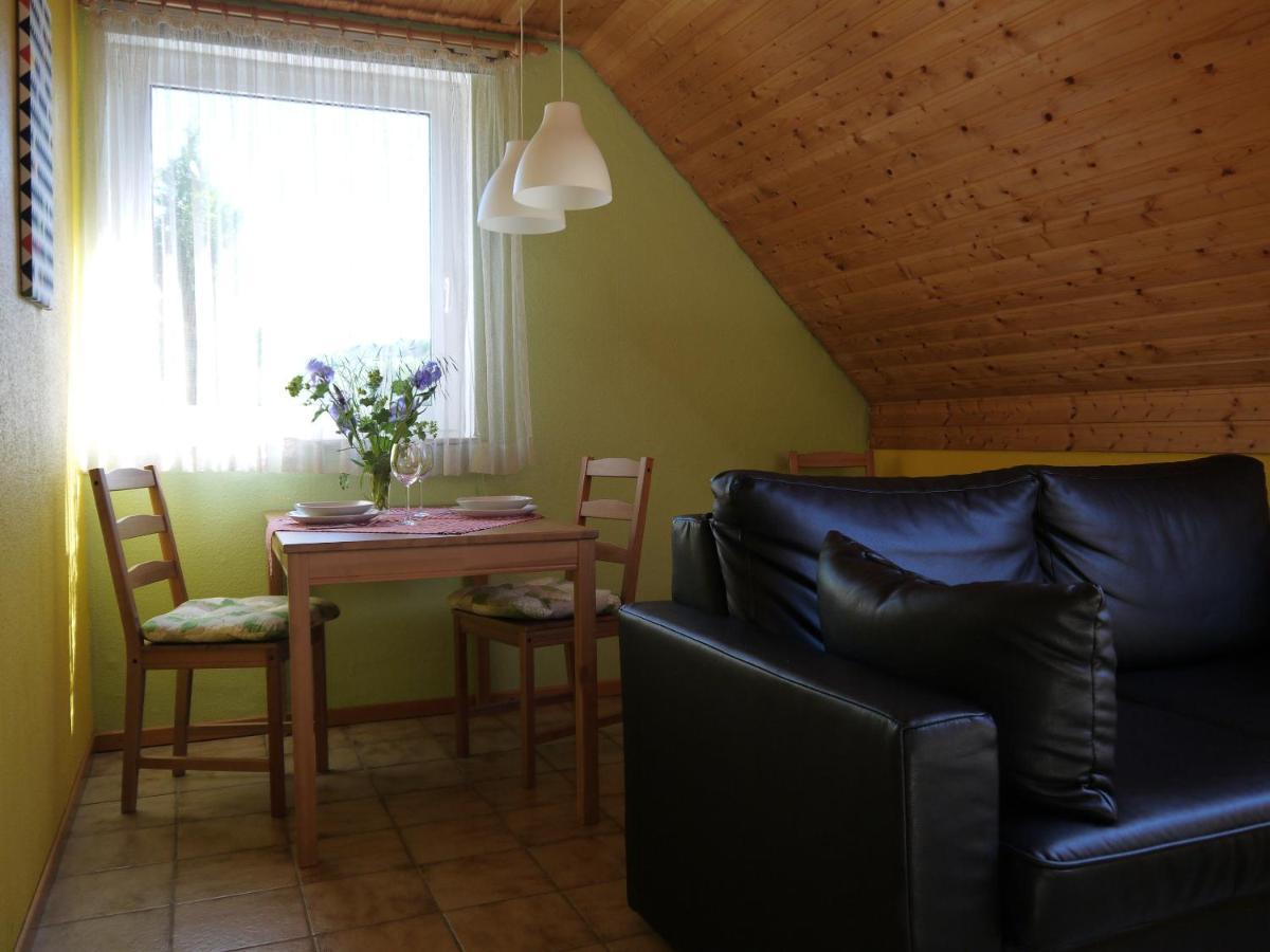 Ferienwohnungen Am Campingplatz Trendelburg Esterno foto